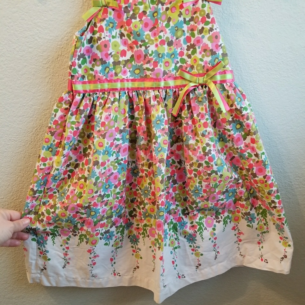Girls dress